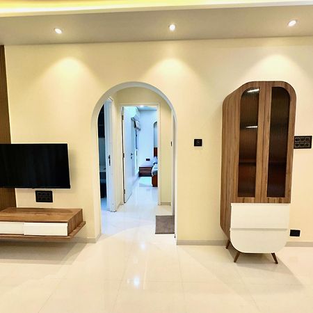 Peacock Palace 2Bhk Modern Ac Flat In Baner Pune Extérieur photo