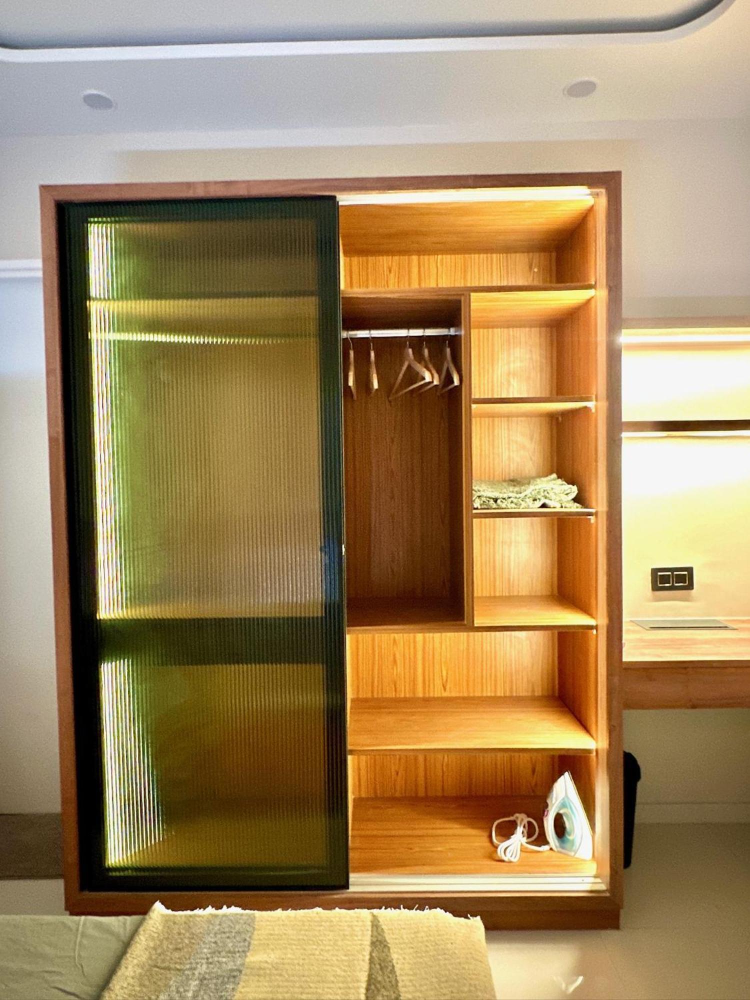 Peacock Palace 2Bhk Modern Ac Flat In Baner Pune Extérieur photo