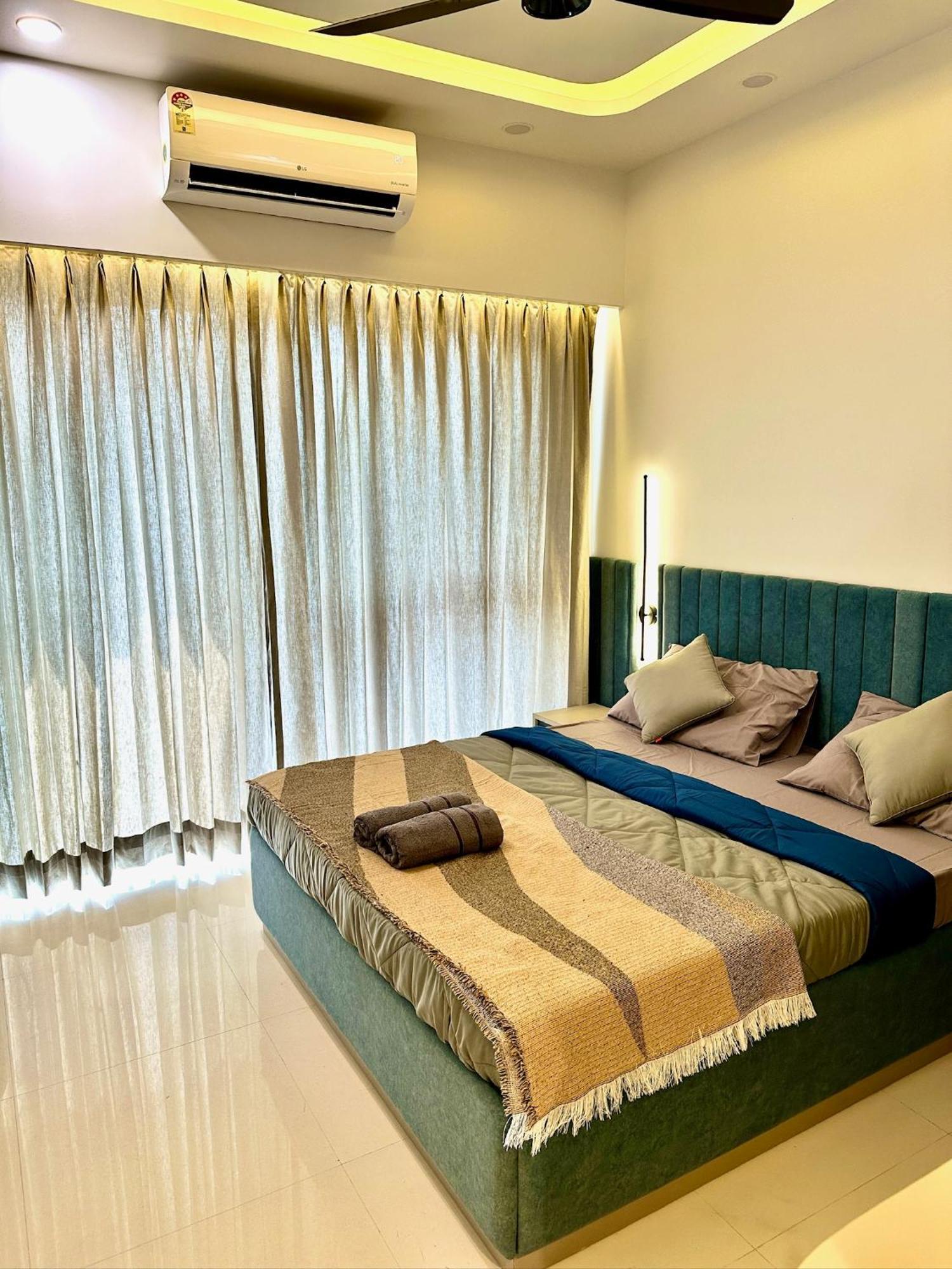 Peacock Palace 2Bhk Modern Ac Flat In Baner Pune Extérieur photo
